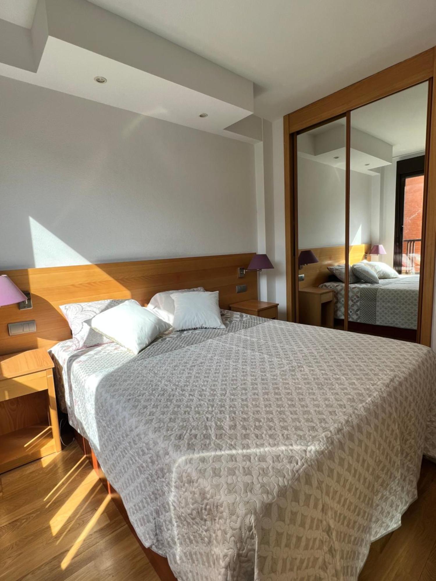 Samaniego Suite, Airport, Ifema Turistico Madrid Esterno foto